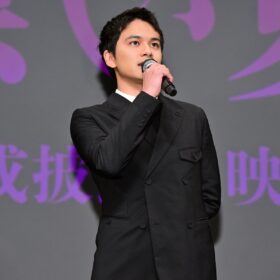 北村匠海、自身のワルいところを告白「喜べないんです」「極力やめていただきたい」『悪い夏』舞台挨拶付き完成披露上映会