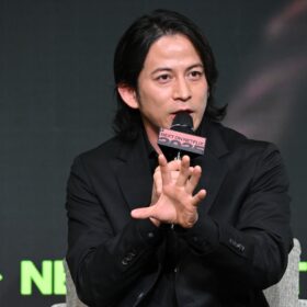 岡田准一主演のシリーズも年内配信！ Netflixランナップ発表会にて明かした誕生秘話とは？